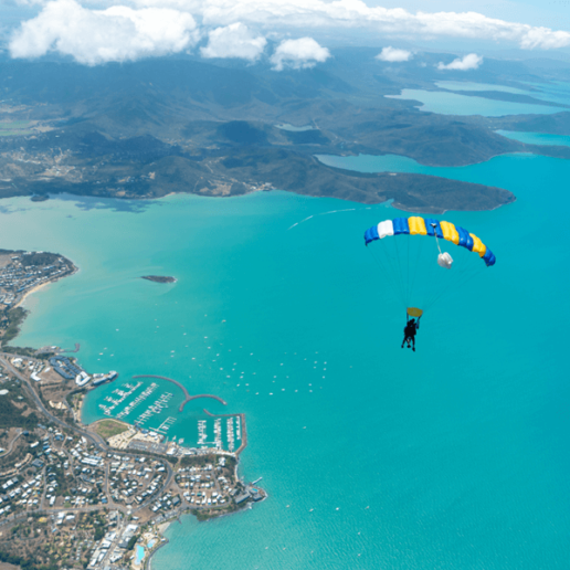 Airlie Beach 15,000 ft Tandem Skydive