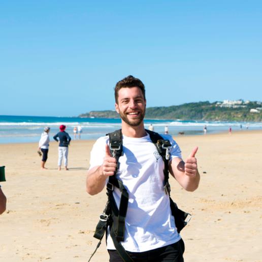Noosa 13,000ft Tandem Skydive + Photos and video