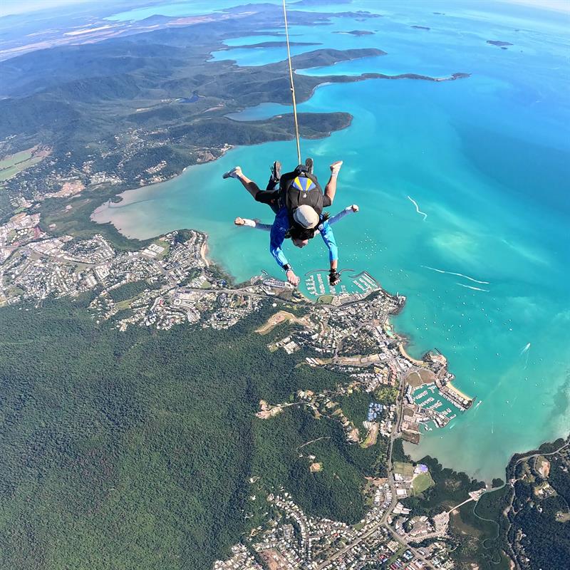 Airlie Beach 8,000ft