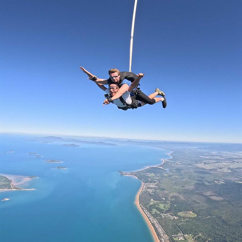 Mission Beach 15,000ft with Cairns Transfer