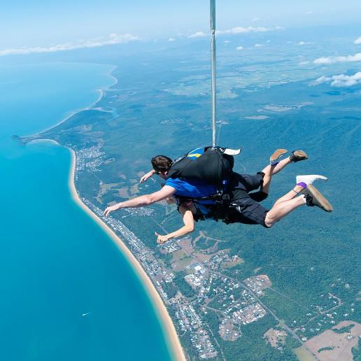 Mission Beach 7,500 ft Tandem Skydive + Video and Photos